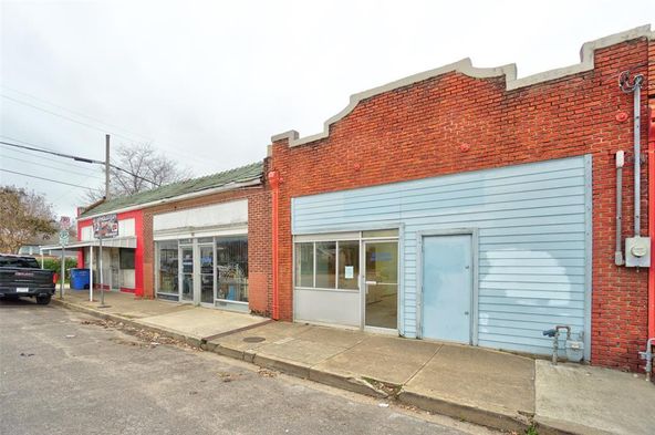 121 N Marlborough Ave, Dallas, TX 75208
